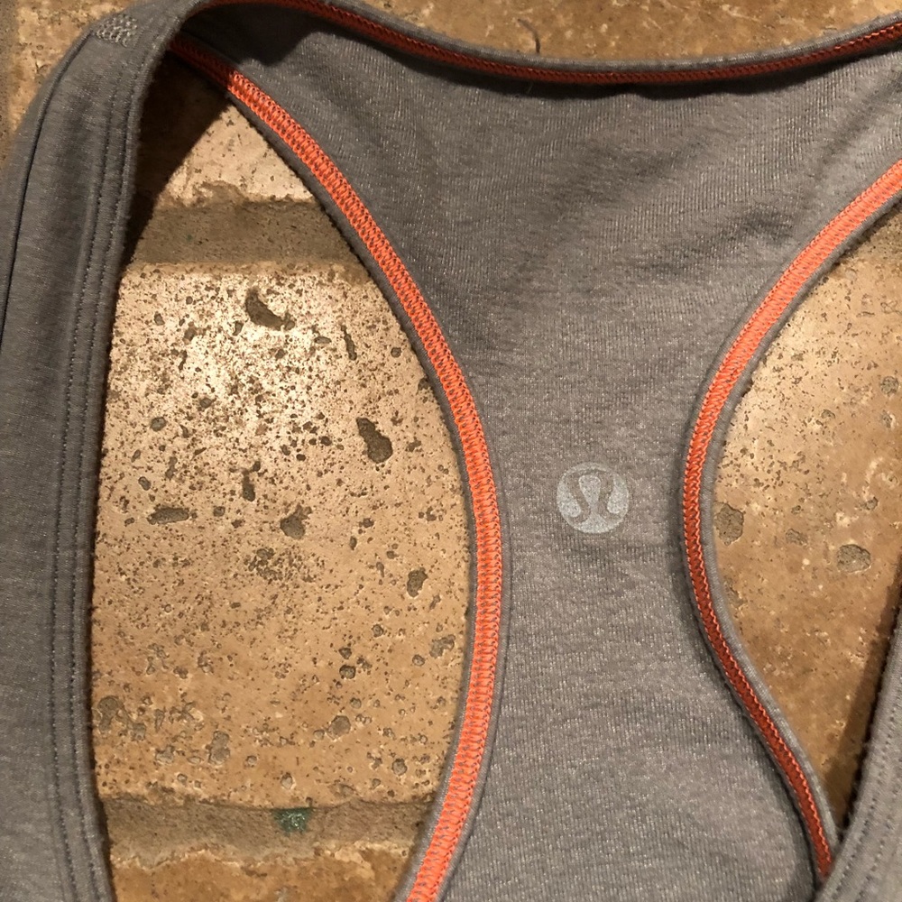 Lululemon gray tank